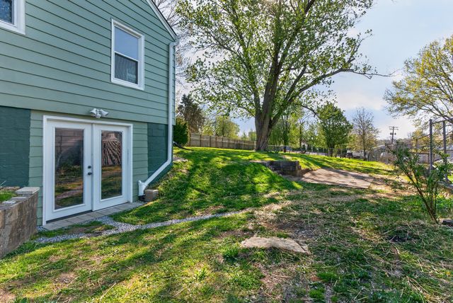 730 Lakeview Drive, Lexington, KY 40505