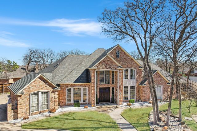 208 Wellington Oaks Place, Denton, TX 76210