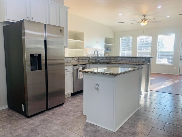2021 Whitney Bay Drive, Rockwall, TX 75087