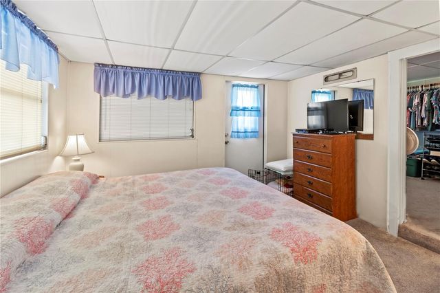 508 50TH AVENUE PLAZA W, Bradenton, FL 34207