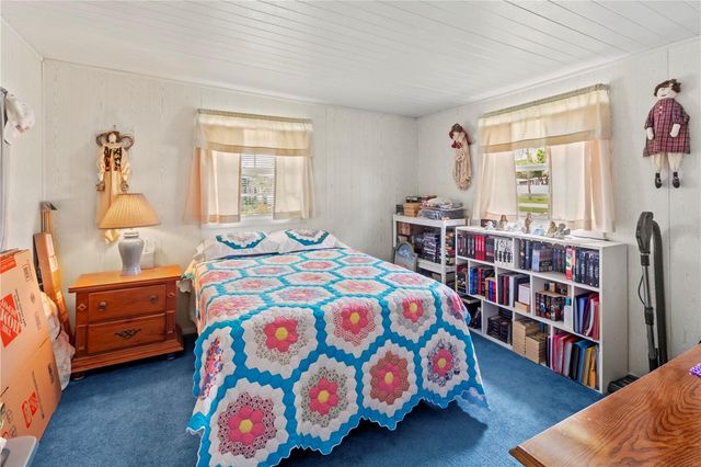 508 50TH AVENUE PLAZA W, Bradenton, FL 34207