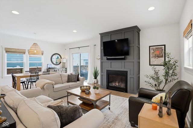 1715 Carrollton Avenue, Indianapolis, IN 46202