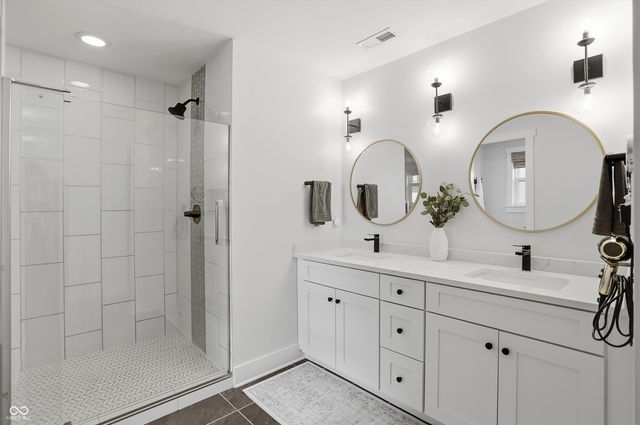 1715 Carrollton Avenue, Indianapolis, IN 46202