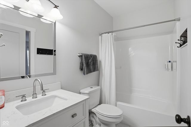 1715 Carrollton Avenue, Indianapolis, IN 46202