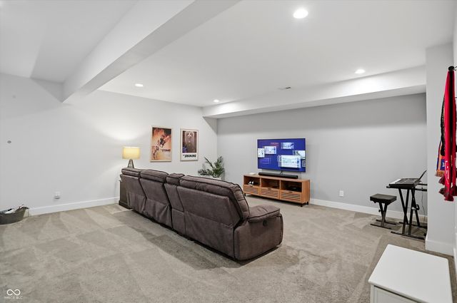 1715 Carrollton Avenue, Indianapolis, IN 46202