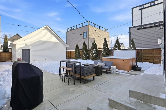 1715 Carrollton Avenue, Indianapolis, IN 46202