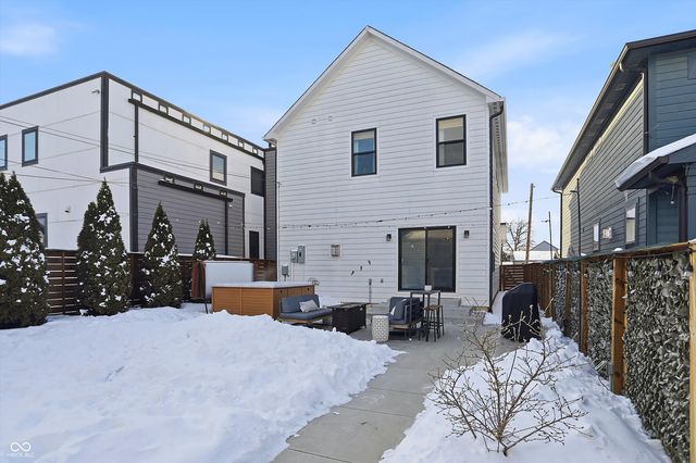 1715 Carrollton Avenue, Indianapolis, IN 46202