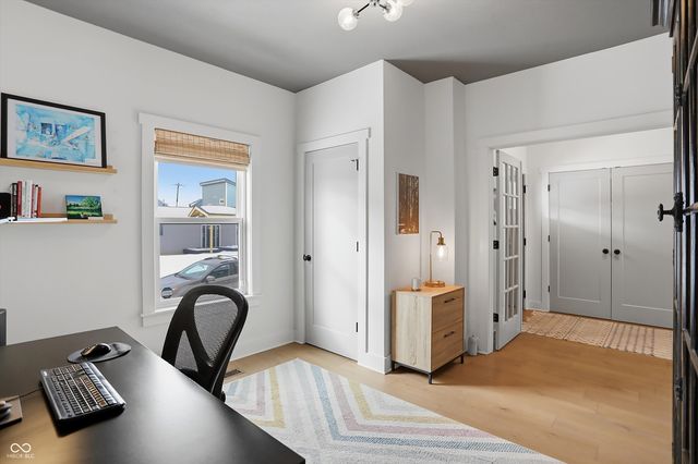 1715 Carrollton Avenue, Indianapolis, IN 46202