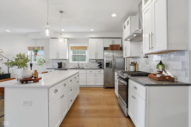 1715 Carrollton Avenue, Indianapolis, IN 46202