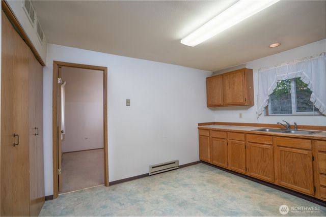 3216 S 15th Street, Tacoma, WA 98405