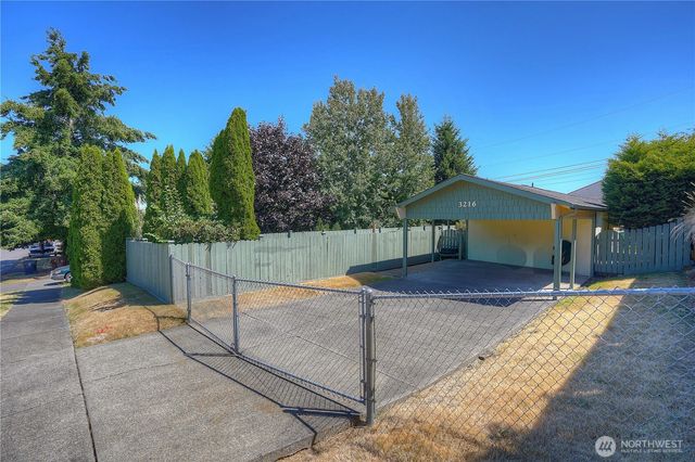 3216 S 15th Street, Tacoma, WA 98405