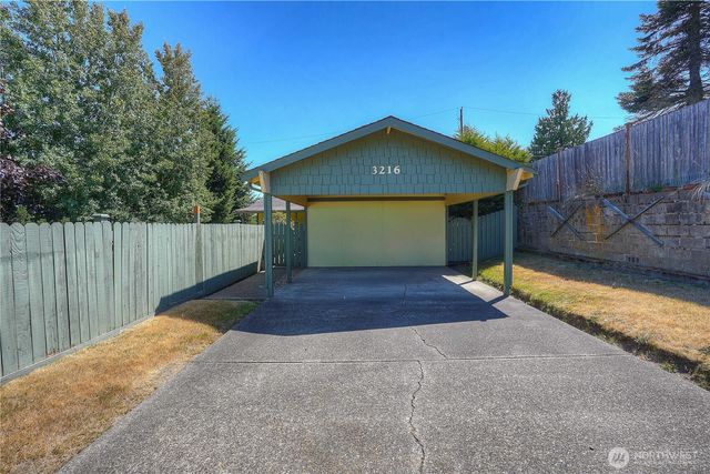 3216 S 15th Street, Tacoma, WA 98405