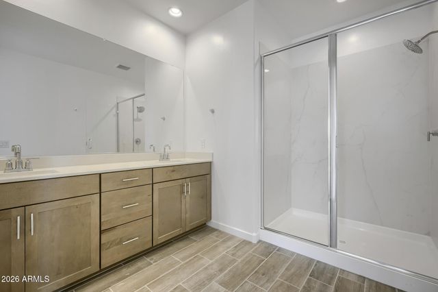 8306 E PRAIRIE Avenue, Mesa, AZ 85212