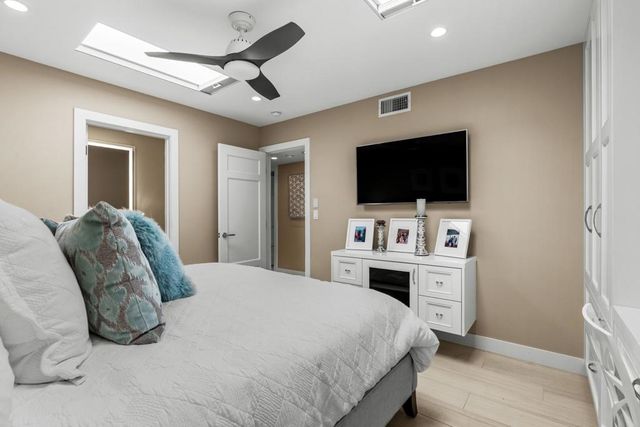 33 Medina Way, Rancho Mirage, CA 92270