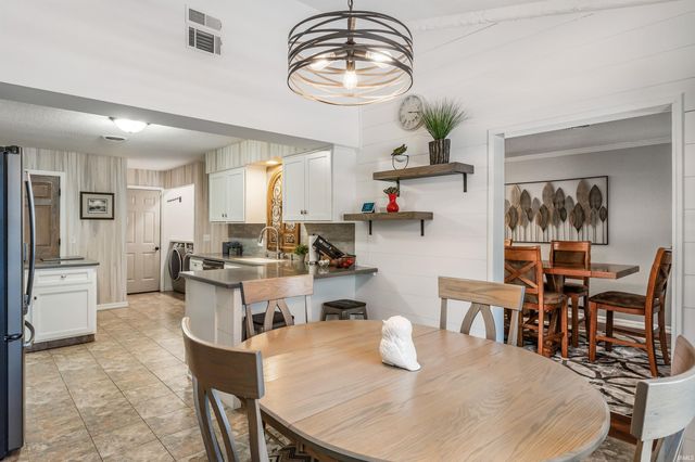 8109 Imperial Plaza Drive, Fort Wayne, IN 46835