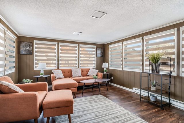 8109 Imperial Plaza Drive, Fort Wayne, IN 46835