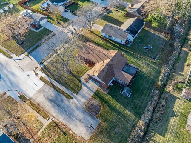 8109 Imperial Plaza Drive, Fort Wayne, IN 46835