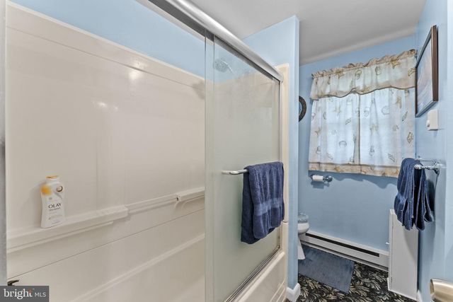 421 E RELIANCE RD, Telford, PA 18969