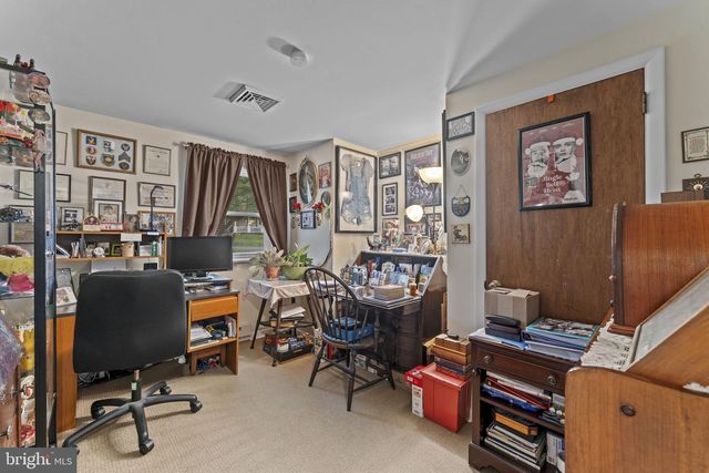 421 E RELIANCE RD, Telford, PA 18969
