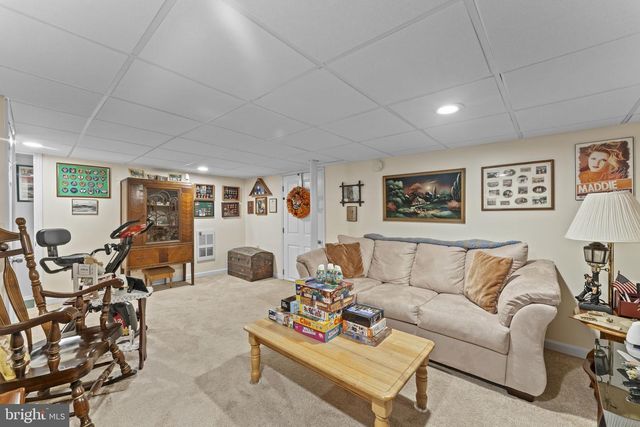 421 E RELIANCE RD, Telford, PA 18969