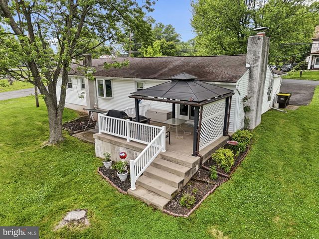 421 E RELIANCE RD, Telford, PA 18969