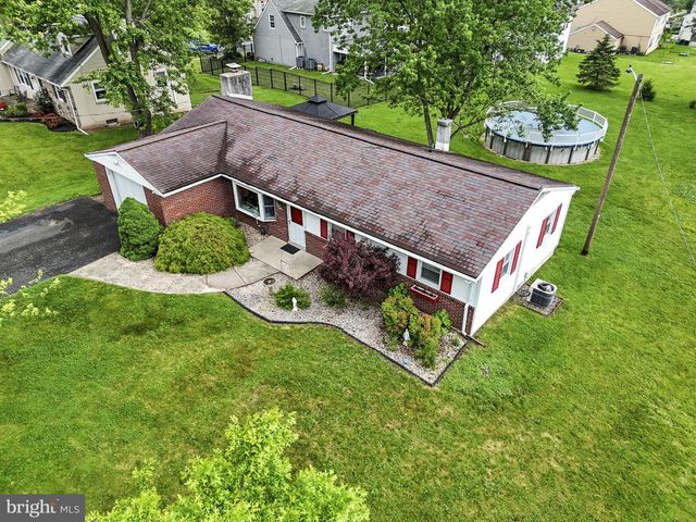 421 E RELIANCE RD, Telford, PA 18969