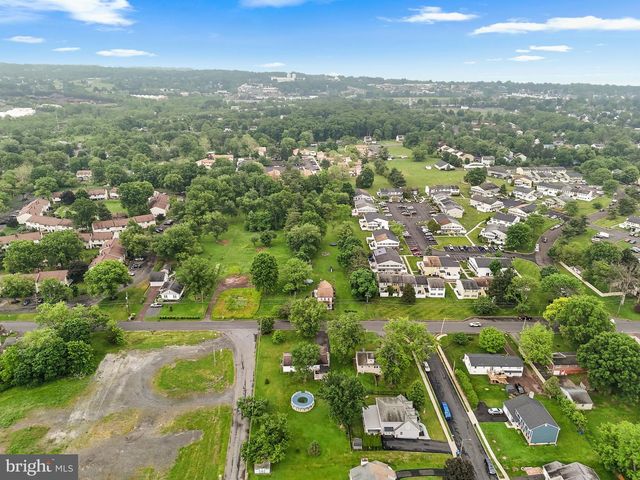421 E RELIANCE RD, Telford, PA 18969