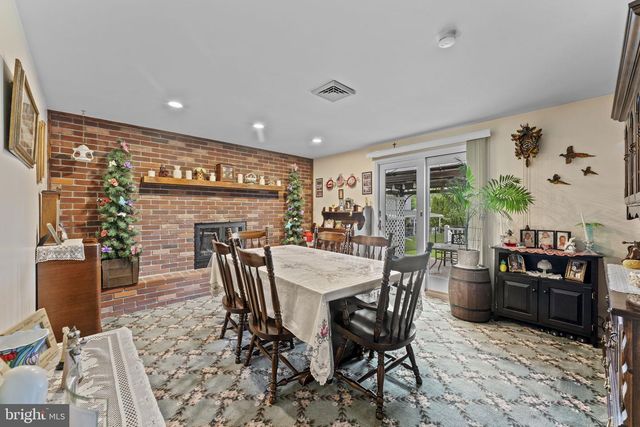 421 E RELIANCE RD, Telford, PA 18969