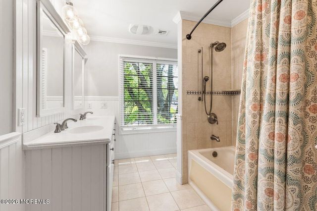 5 Ridge Hill Way, Holmdel, NJ 07733