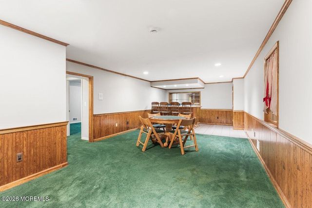 5 Ridge Hill Way, Holmdel, NJ 07733