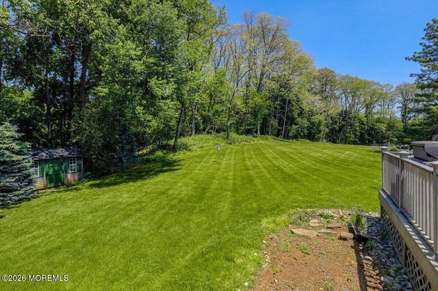 5 Ridge Hill Way, Holmdel, NJ 07733