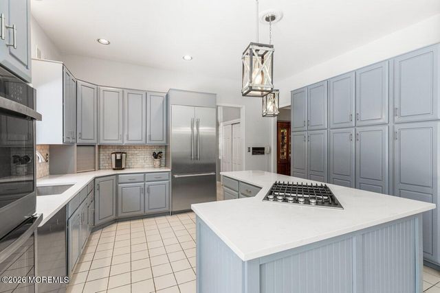 5 Ridge Hill Way, Holmdel, NJ 07733