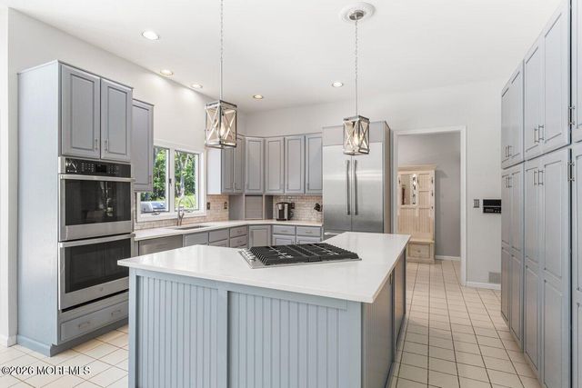 5 Ridge Hill Way, Holmdel, NJ 07733