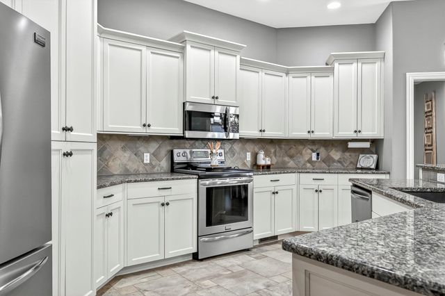 5350 S Tujunga Street, Springfield, MO 65810