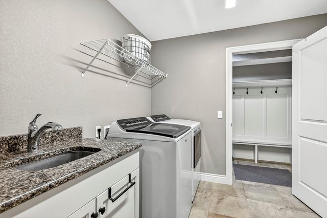 5350 S Tujunga Street, Springfield, MO 65810