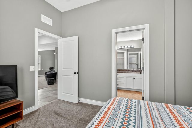 5350 S Tujunga Street, Springfield, MO 65810