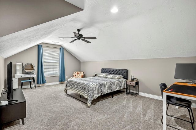 5350 S Tujunga Street, Springfield, MO 65810