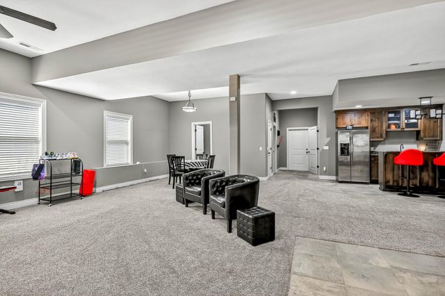 5350 S Tujunga Street, Springfield, MO 65810