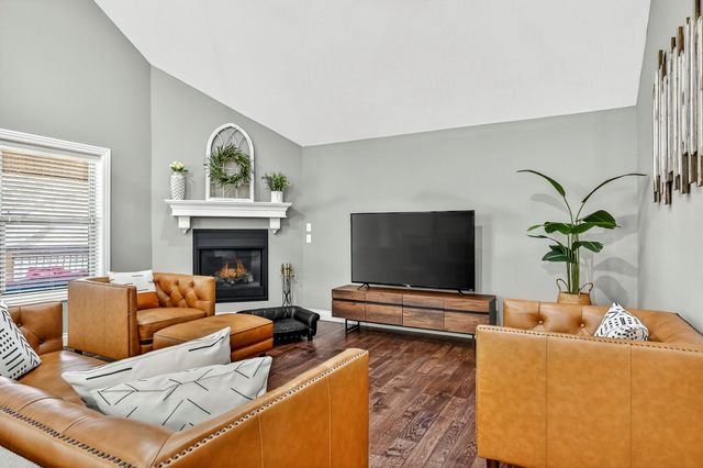 5350 S Tujunga Street, Springfield, MO 65810