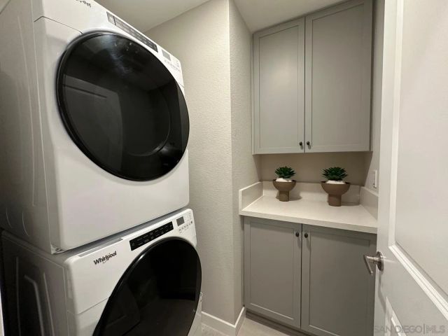 13085 Olympus Cir 2, Poway, CA 92064