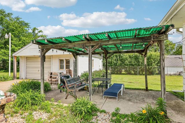 N1359 Moss DRIVE, Genoa City, WI 53128