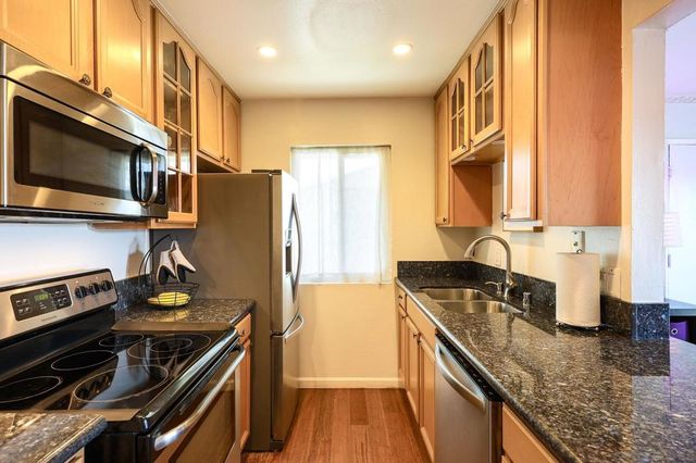 10333 Carefree Dr, Santee, CA 92071