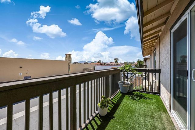 10333 Carefree Dr, Santee, CA 92071