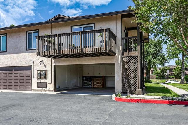 10333 Carefree Dr, Santee, CA 92071