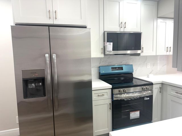 9793 Riverside Drive 59-4, Coral Springs, FL 33071