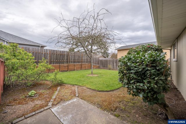 2005 Bloom Ln NW, Albany, OR 97321