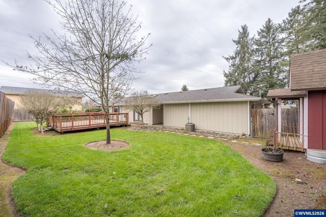 2005 Bloom Ln NW, Albany, OR 97321