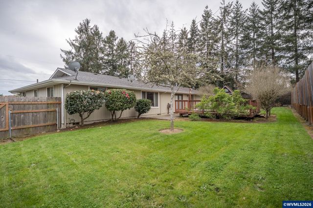 2005 Bloom Ln NW, Albany, OR 97321