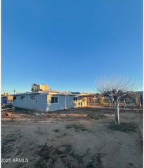 6203 S 26TH Street, Phoenix, AZ 85042