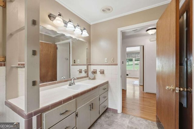 3651 Ledan Road, Gainesville, GA 30506
